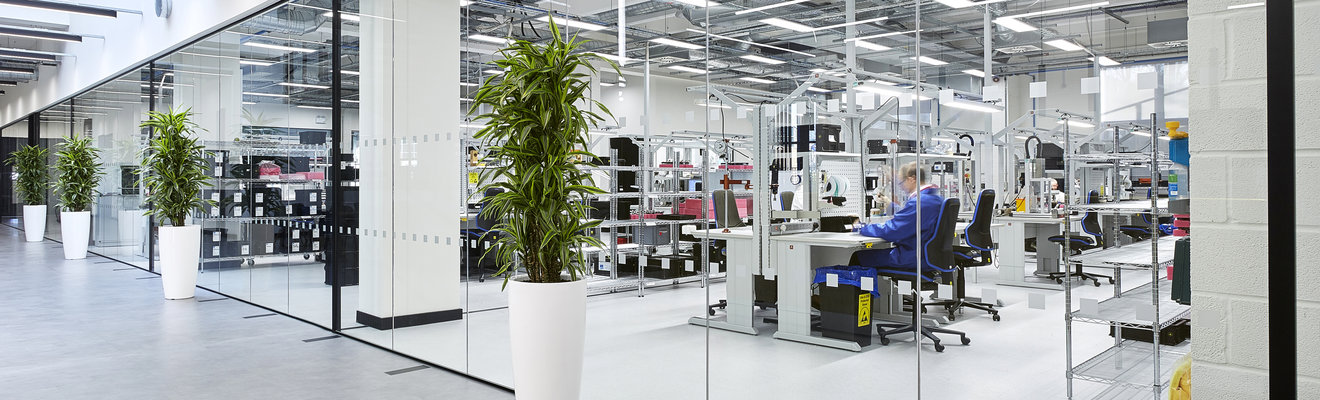 FT Technologies lisää tehokkuutta ja ESD-turvallisuutta Trestonin työpisteillä